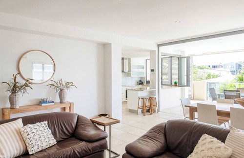 Yamba Apartment | Zinc One Select - Oceanstays - ocean views