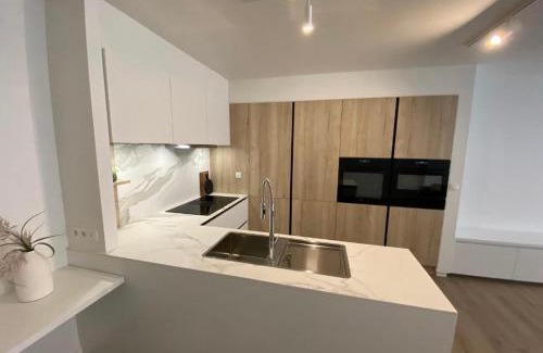 Nieuwpoort-aan-Zee Apartment | Zuidgericht appartement met wijd uitzicht - Met privégarage