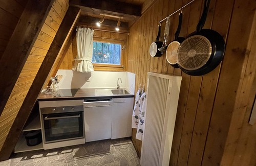 Frenkhausen House | Zur Bergeshöhe - Beautiful wooden house right on the edge of the forest in Frenkhausen