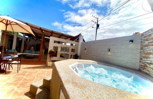 Bahia de la Academia House | Zurisadai