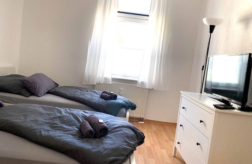 Zwickau Apartment | Zw01b - 2 Zimmer Wohnung in Zwickau, 55qm, 2 Schlafzimmer, Max. 4 Personen