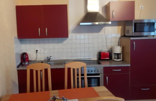 Burg Apartment | Zwei Ferienwohnungen "Im Weingarten "