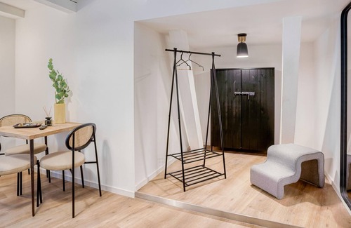 Zwickau Apartment | Zwickau Hauptmarkt | Suite L