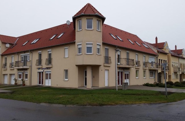 Éva Apartman