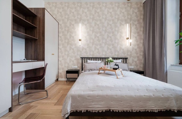 Łódź Downtown Apartment - 42m2, Workspace - by Rentujemy