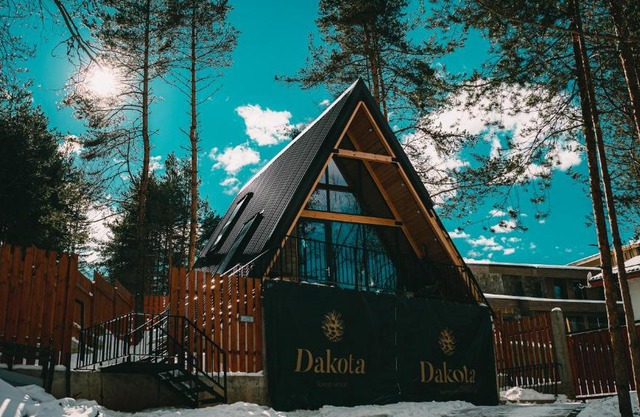 Къща НОМАД