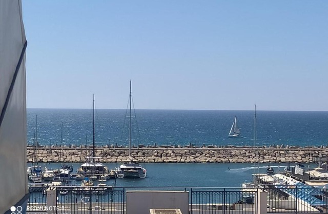 סוויטה מול הים