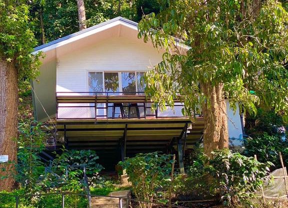 บ้านชายดอย Glamping ดอยแม่แจ๋ม cheason ,Muangpan, Lampang