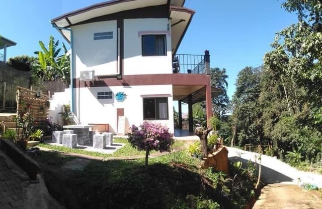 หลับสบายที่ดอยตุง Zuh meh ja Home lodge