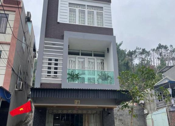 Ớt Family - 128 Cái Bèo - Homestay Cat Ba