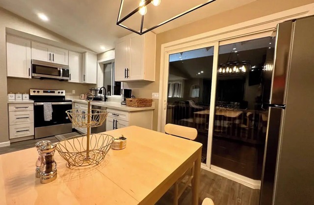 08 Min to PAE Airport - Cozy 2Br Home Surrounded by Nature w/carport