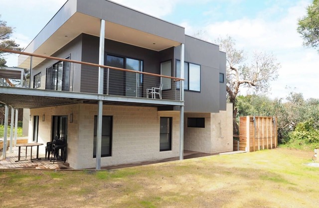 1 Anderson Avenue Sandy Point