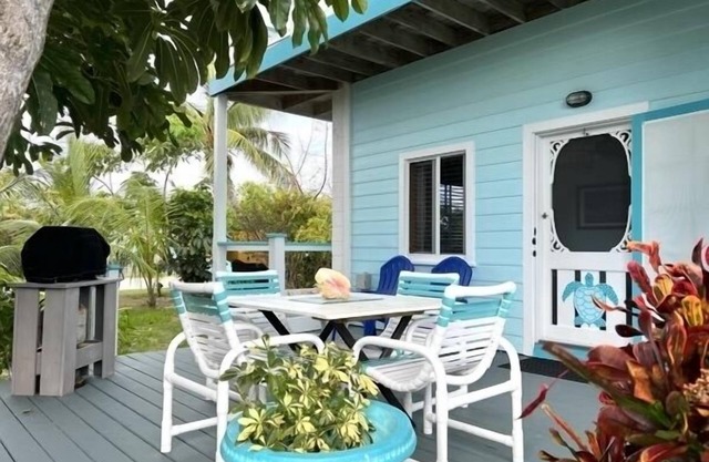 1 Bed APT. by Beach, AUTO GENERATOR and WATER CISTERN