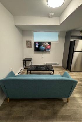 1 bedroom- 1 bath private suit