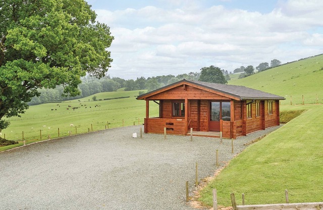 1 bedroom accommodation in Llandinam, Powys