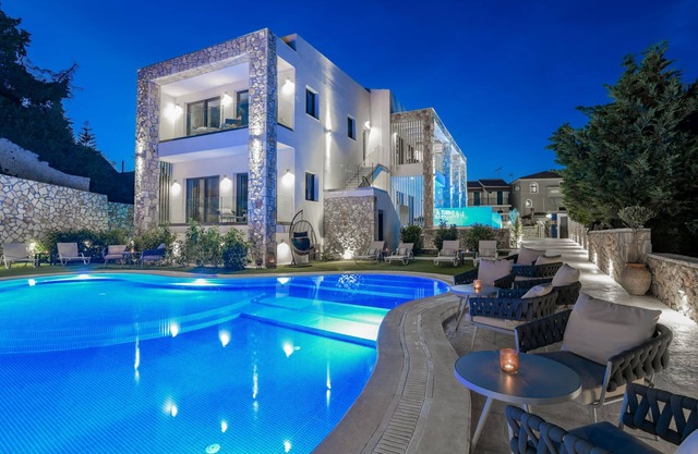 1-Bedroom Apartment with Pool View - Lagoon Luxury Suites