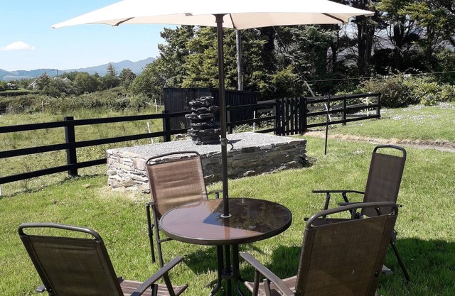 1 Bedroom In A Homely Home With A Lovely Farm