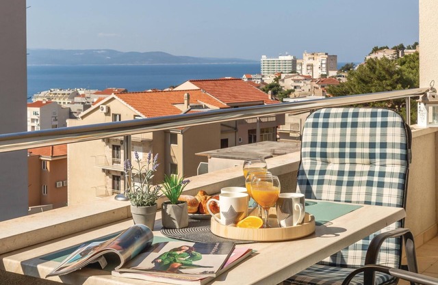 1 bedroom lovely apartment in Makarska