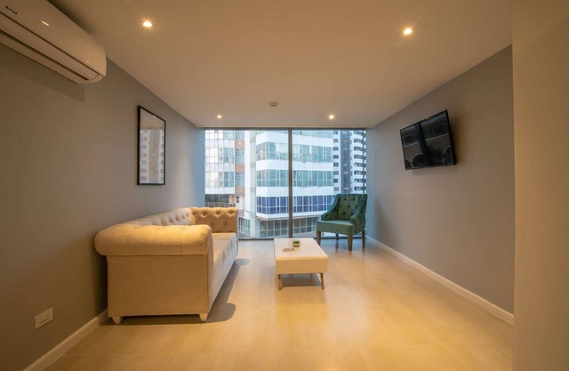 1 Bedroom Stunning Apartment in Bocagrande