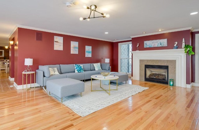 1 Mi to Beach Spacious Retreat in East Sandwich!