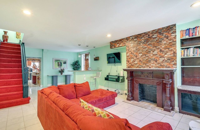 1 Mi to Hospital: Townhouse w/Patio in Chester