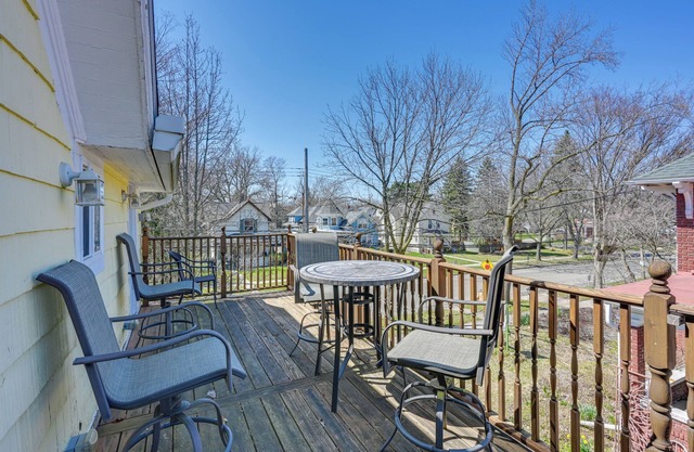 < 1 Mi to Old Town Lansing: Home w/Furnished Deck