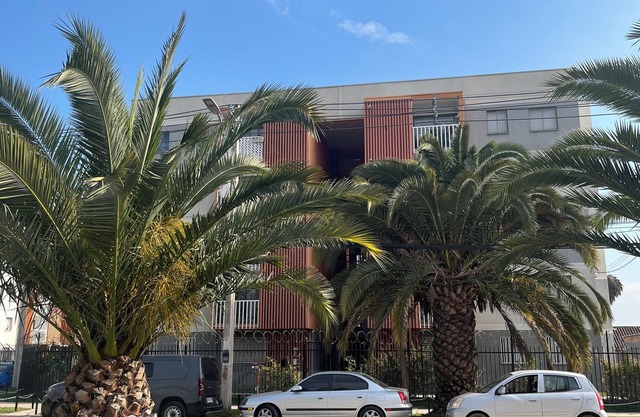 10 minutes from International Airport, Vespucio business sector.