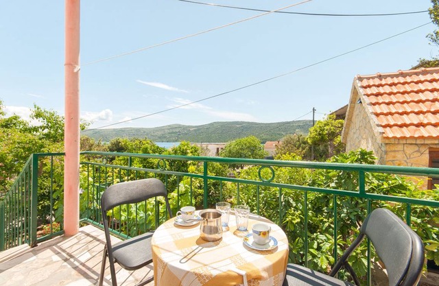 100 m² Apartment ∙ 2 bedrooms ∙ 5 guests