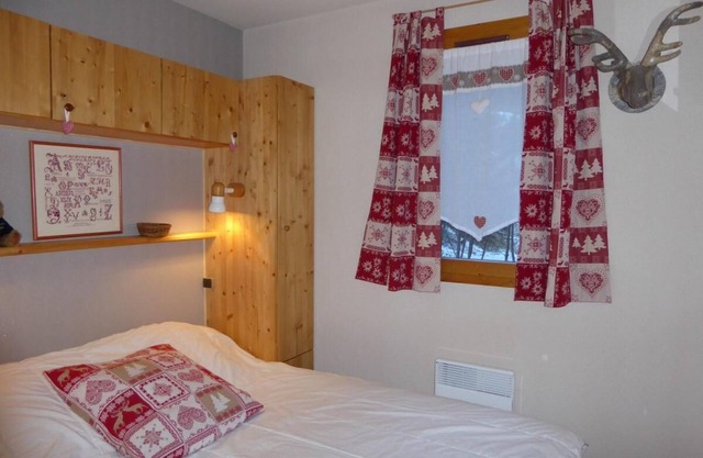 100m from ski slopes, 2nd floor, balcony, tv, ski locker, 34m², Pralognan-la-Vanoise