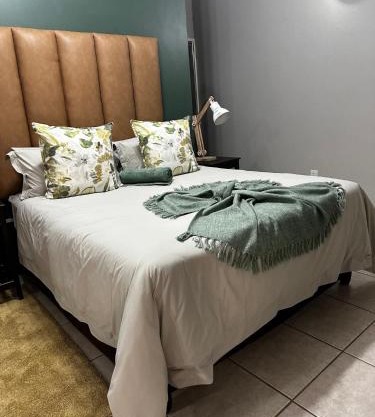 1020 Sehudi Guesthouse