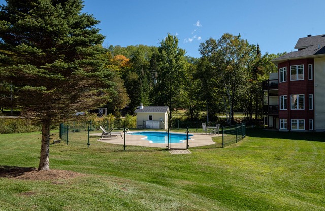 Jardin Du Village 