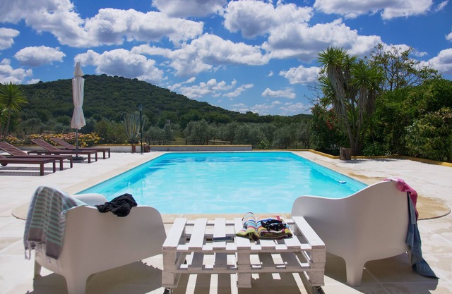 (10PAX) Peace bellow a starred sky with special views to olives and cork tree