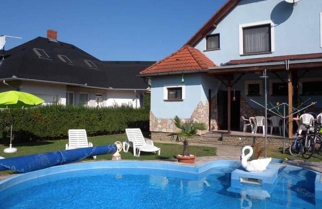 112 m² House ∙ 3 bedrooms ∙ 8 guests