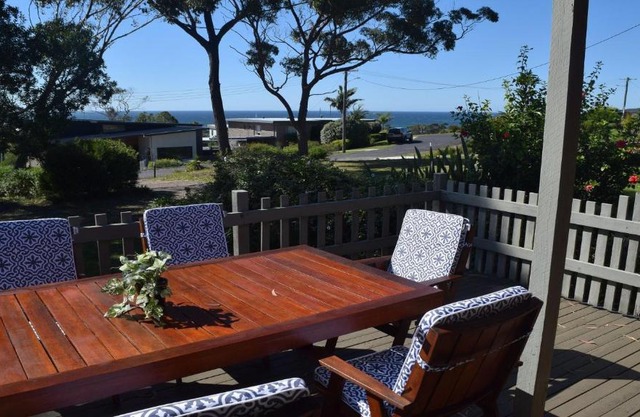12 Gwainurra Grove Pambula Beach