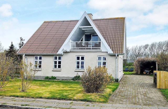 12 person holiday home in Vestervig-By Traum