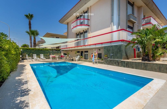 120 m² Apartment ∙ 3 bedrooms ∙ 6 guests