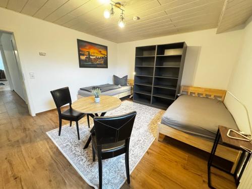 120m² Apartment nahe A1 - 4 Schlafzimmern - 2 Bäder - Parkplatz, WLAN