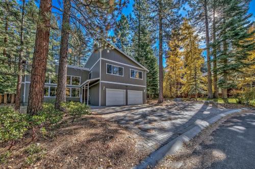 121M The Meadow Drive