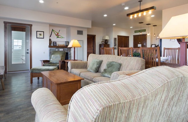 122 m² Condo ∙ 3 bedrooms ∙ 10 guests