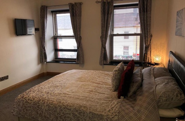 12A Main Street Kenmare #3