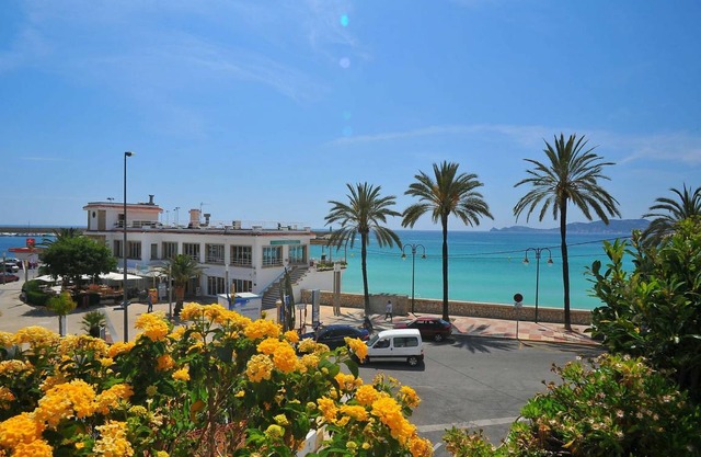 130 m² Apartment ∙ 3 bedrooms ∙ 6 guests