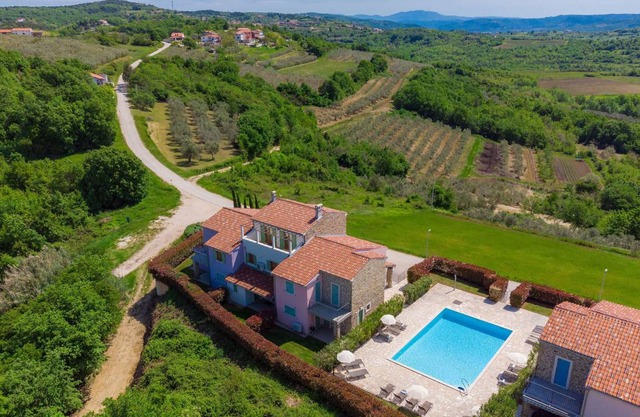 130 m² House ∙ 1 bedroom ∙ 6 guests