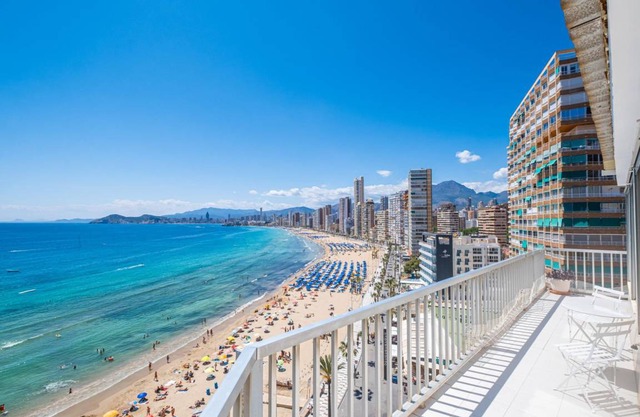135 m² Apartment ∙ 2 bedrooms ∙ 6 guests