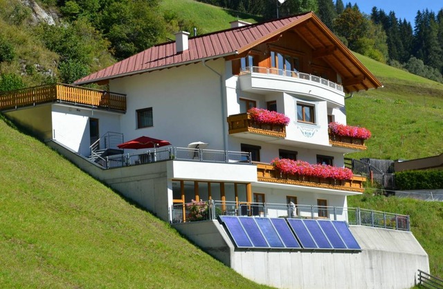135 m² Apartment ∙ 5 bedrooms ∙ 11 guests