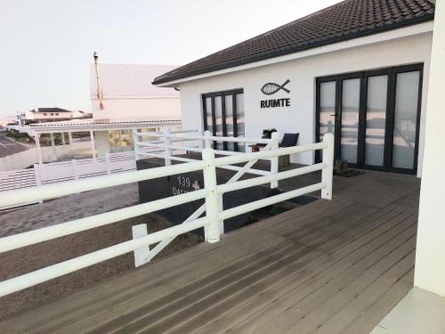 139 Dassen Rd YZERFONTEIN