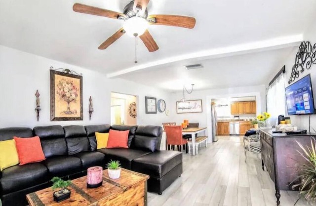 # 14 @Delightful Cabin Tampa Home by Joyful Moments