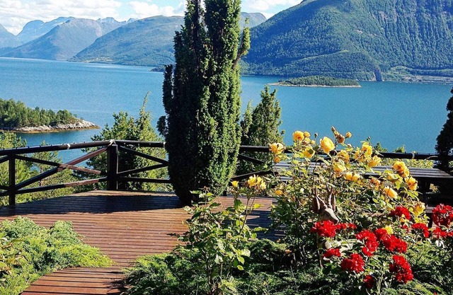 14 person holiday home in Meisingset