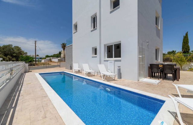 140 m² Villa ∙ 3 bedrooms ∙ 6 guests