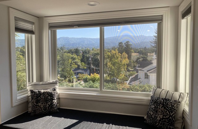 15 mins to Stanford or google! 2023 construction, prime location & grand view