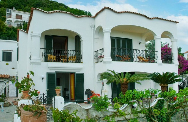 150 m² Villa ∙ 4 bedrooms ∙ 12 guests